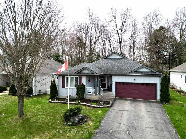 44 Springwood Crescent