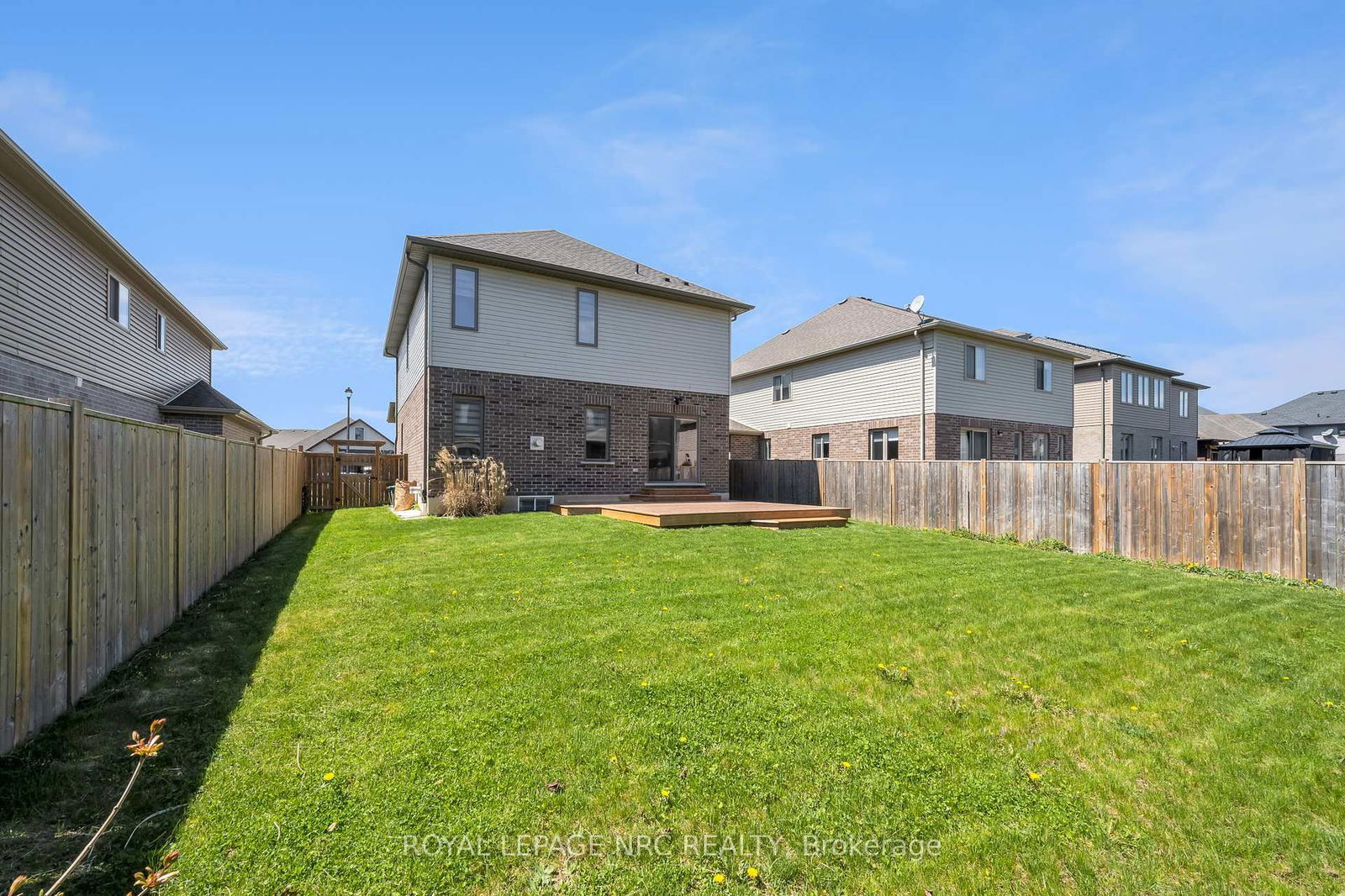 Detached House for sale at 29 ABBOTT Place, Pelham, Fonthill, L0S 1E5 - MLS: X12122365