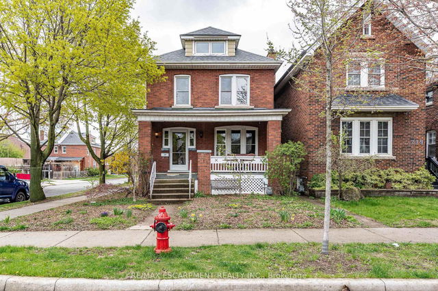 215 London Street