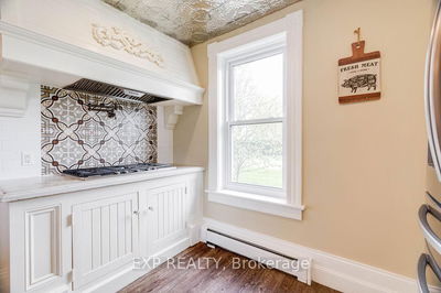 140 William St, North Middlesex - Alisa Craig image-0-4