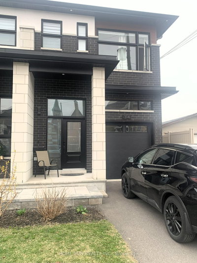 Townhouse leased at A-314 CYR Avenue, Ottawa, Ontario, K1L 7N7 - Vanier - MLS: X12122550