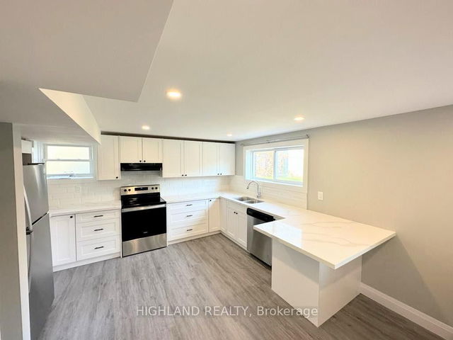 (Lower Unit) - 12 Croydon Drive