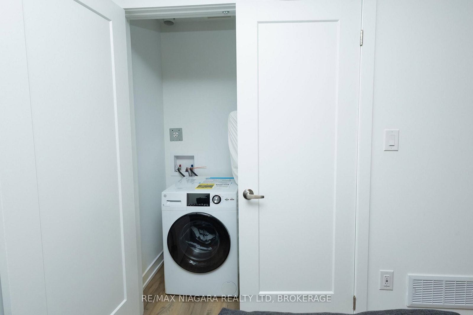 4263 Fourth Avenue, Unit 211 - Photo 10