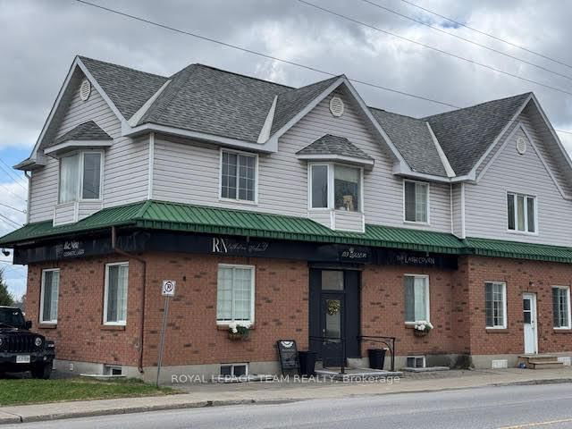3 - 139 QUEEN Street