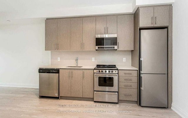 721 - 212 King William Street