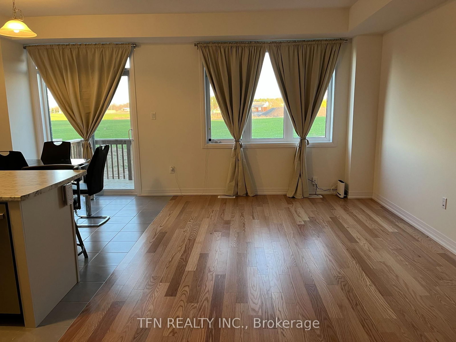 15 Peach Street, Unit 7 - Photo 2