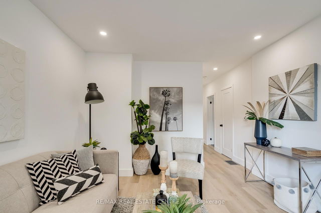 72 Tom Street