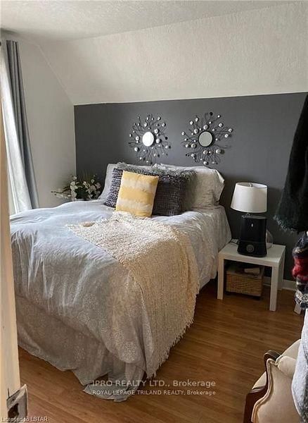 Upper Level - 332 Colborne St, Central Elgin, N5L 1B3 | Image 2