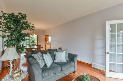 41 GREYROCK Cres, London East - East A image-0-3
