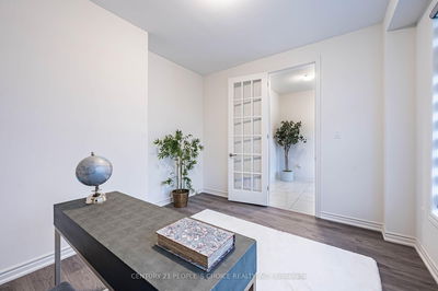 224 Rea Dr, Centre Wellington - Fergus image-0-2