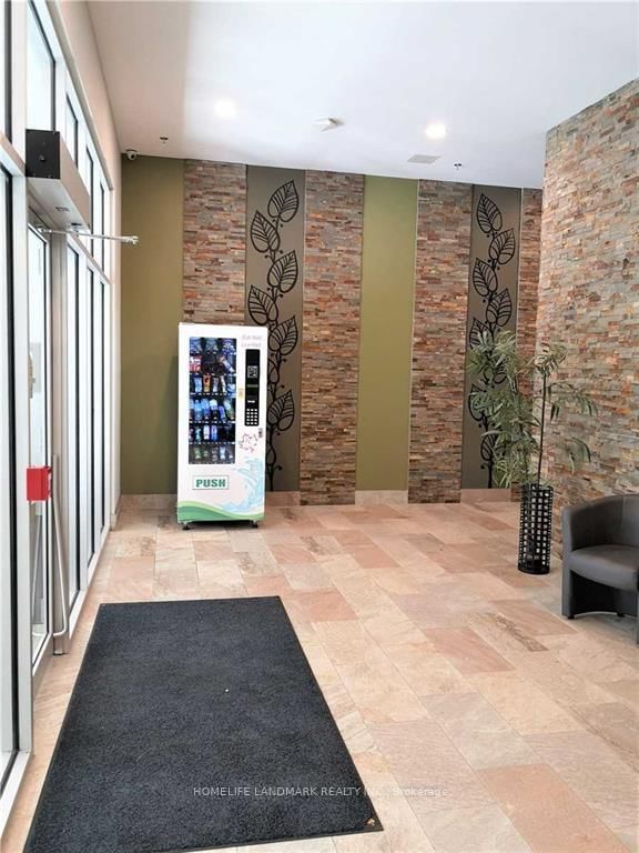 Condo for sale at 27-308 Lester Street, Waterloo, N2L 0H9 - MLS: X12123287