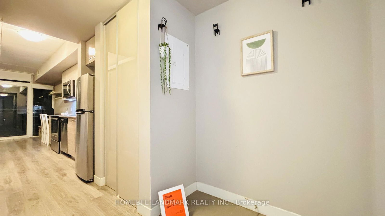 Condo for sale at 27-308 Lester Street, Waterloo, N2L 0H9 - MLS: X12123287