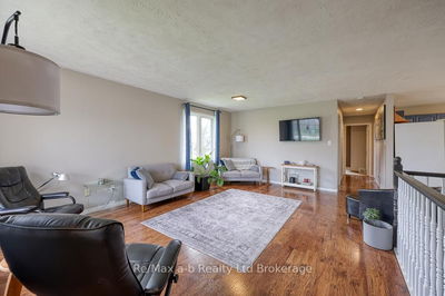 1 Feltz Dr, Ingersoll - North image-0-4