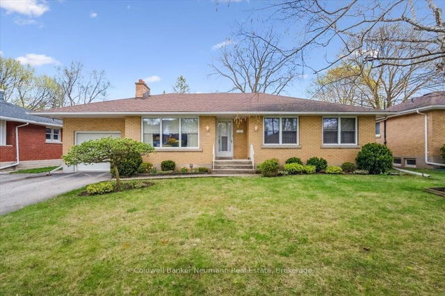 13 Campion Avenue