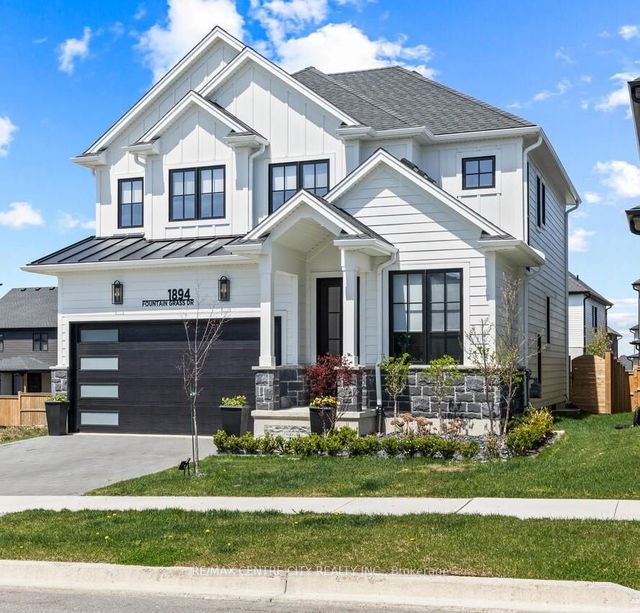 1894 Fountain Grass Drive