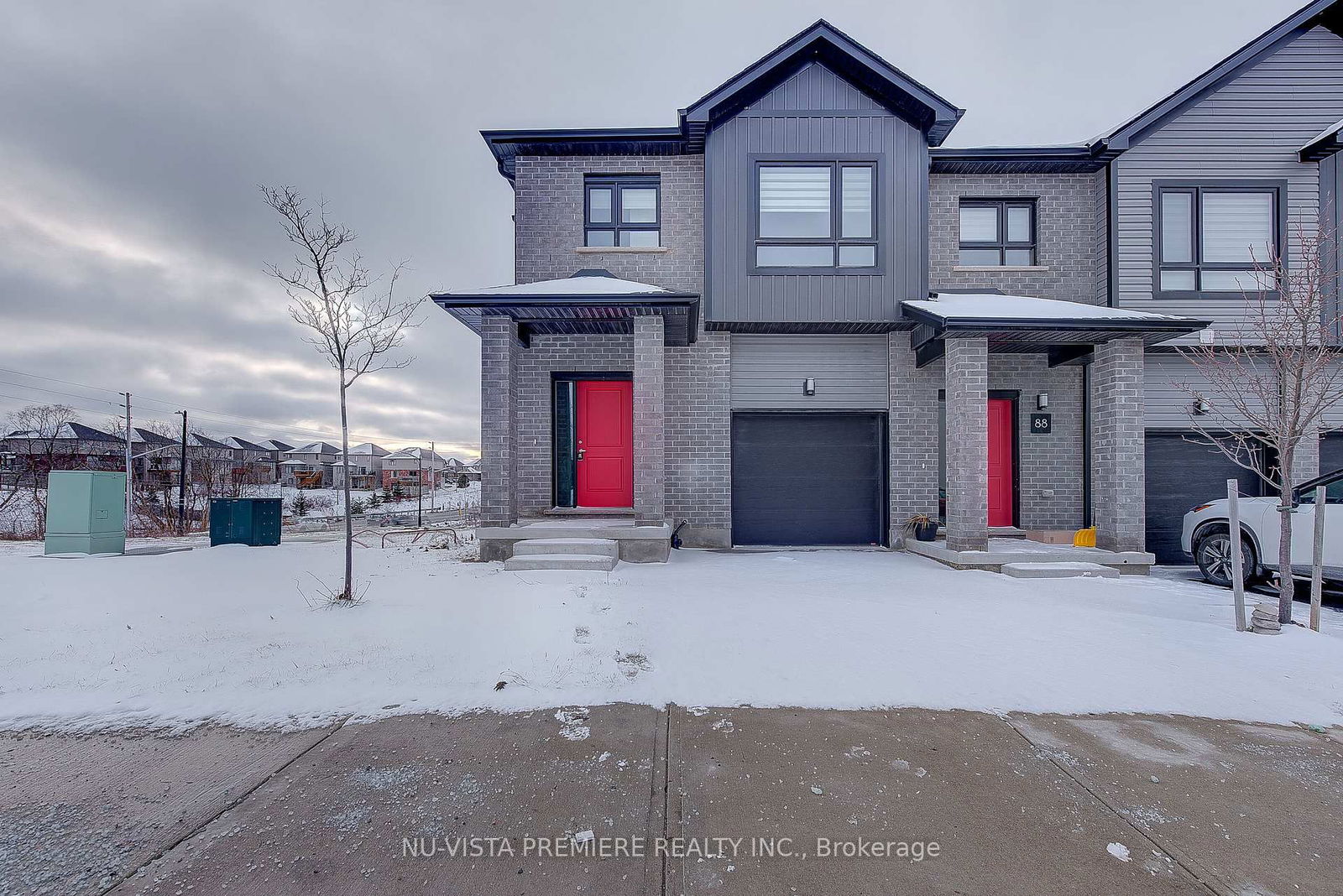 Townhouse for sale at 98-1820 Canvas Way, London North, North B, N5X 0N5 - MLS: X12123472