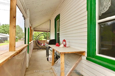 27 Grace St, Westmeath - Whitewater Region image-0-1