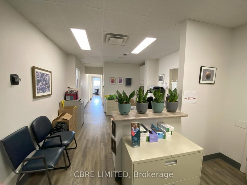 409 - 450 Central Ave, London East, N6B 2E8 | Image 2