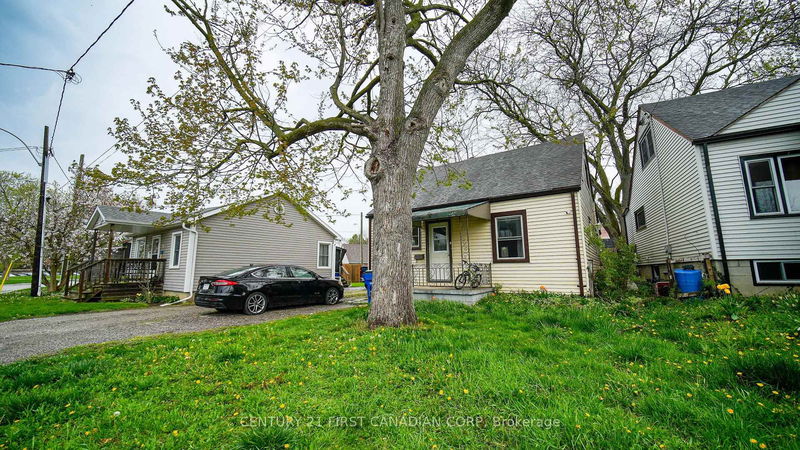 19 Montgomery Dr, Chatham-Kent - Wallaceburg image-0-0