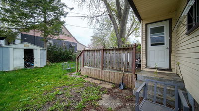 19 Montgomery Dr, Chatham-Kent - Wallaceburg image-0-3