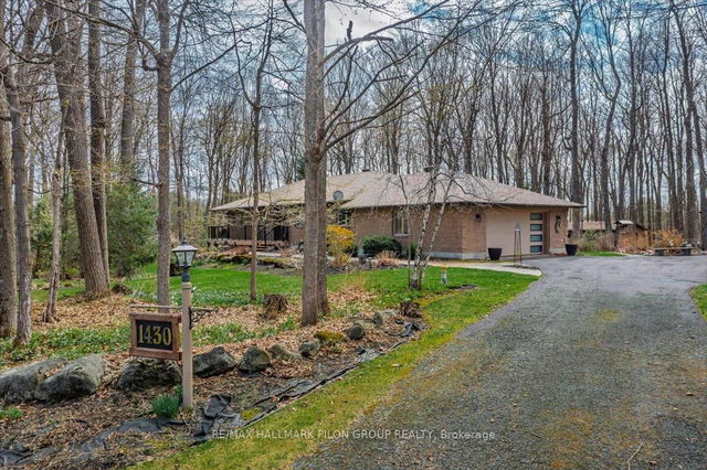 1430 Minogue Crescent