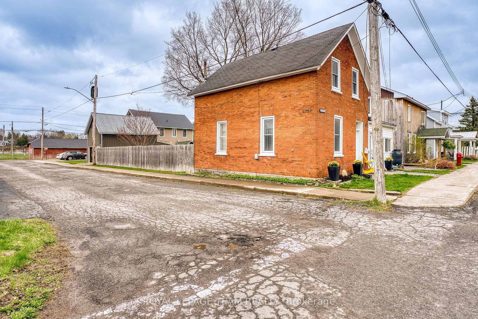 Listing Image 2