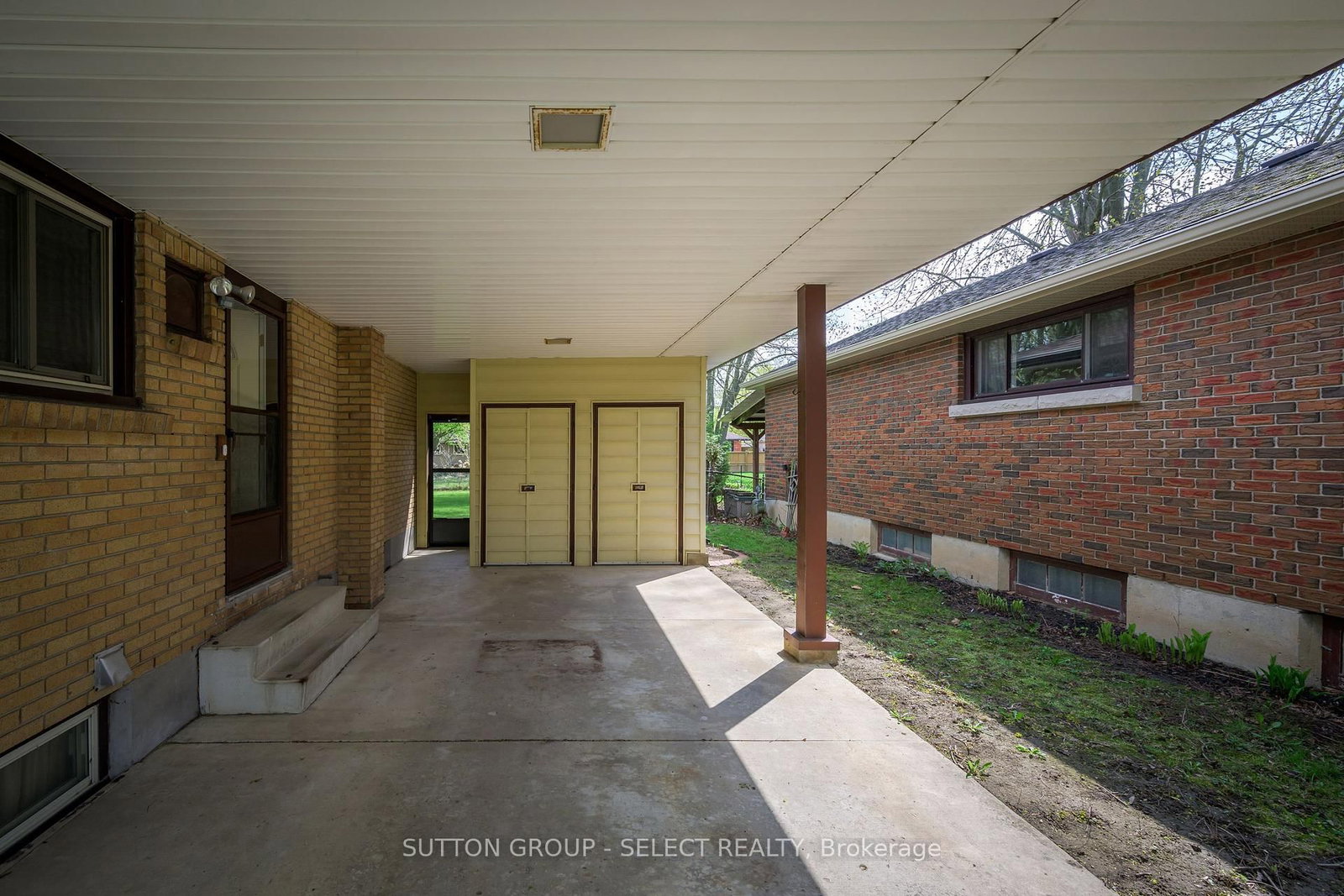 Listing Image 32