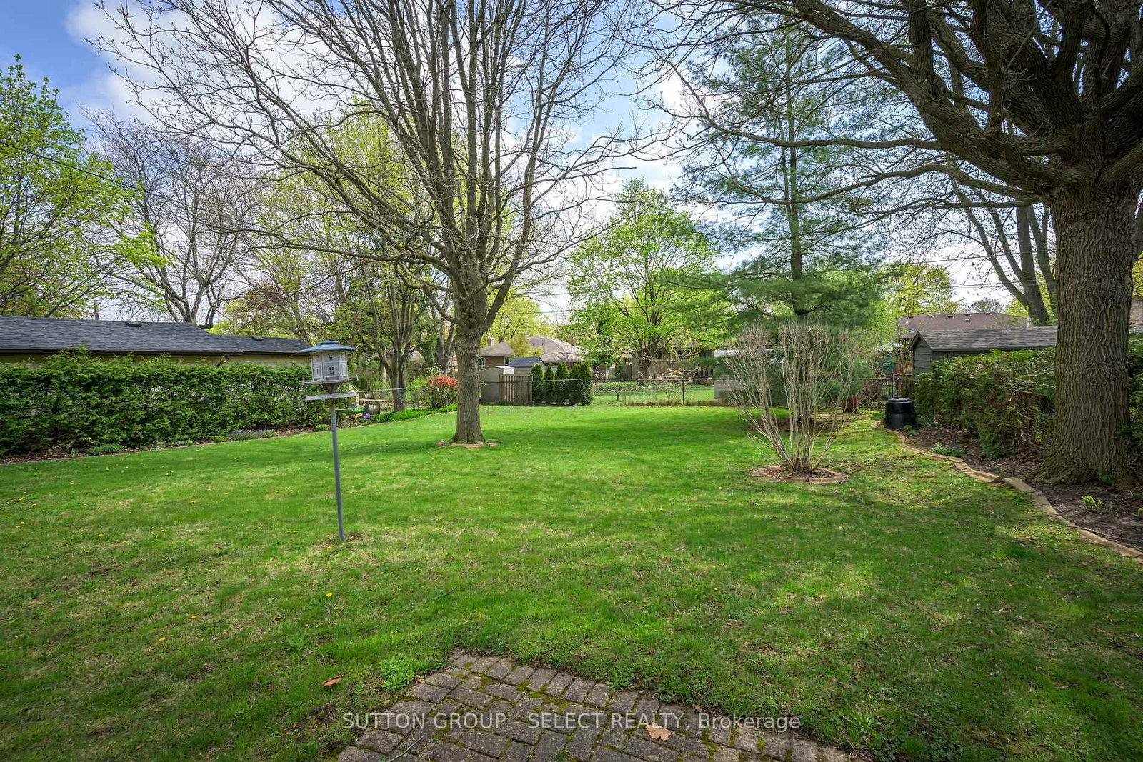 Listing Image 33