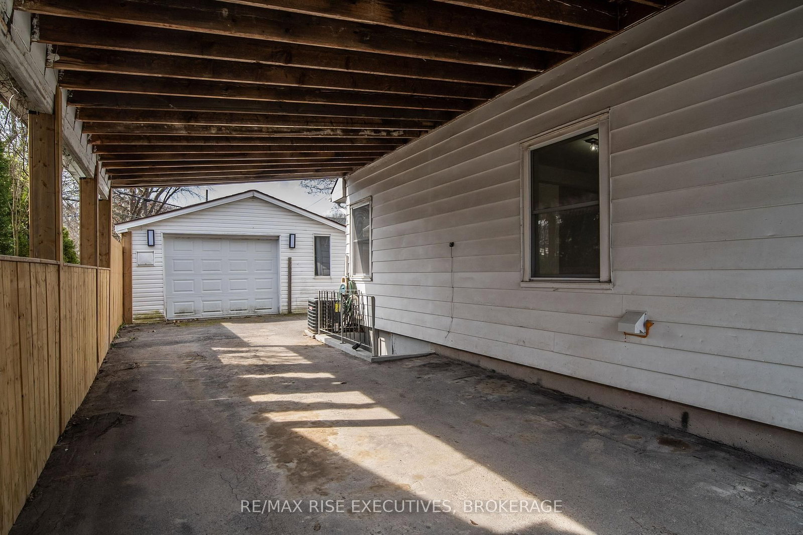 Listing Image 35