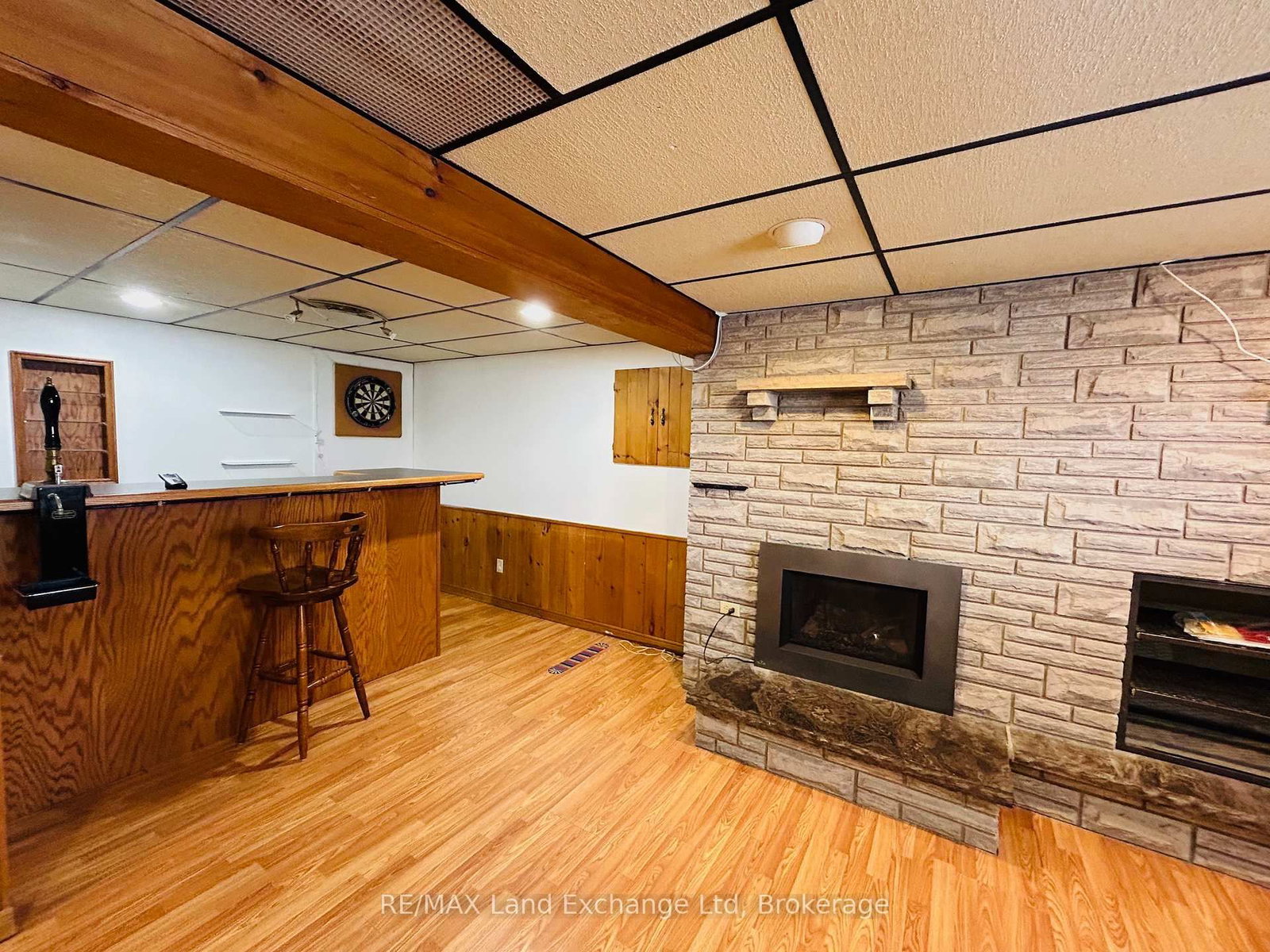 Listing Image 16