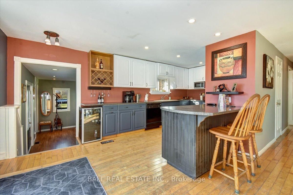 Listing Image 21