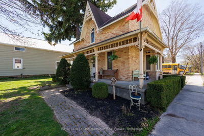 85120 Lamont Dr, Huron East - Grey image-0-4