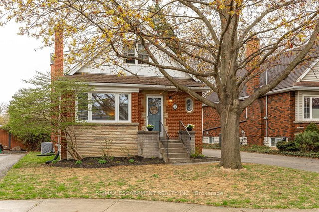 5 Bettina Avenue