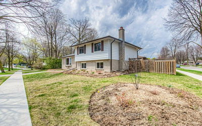 111 Martinglen Cres, Waterloo - 