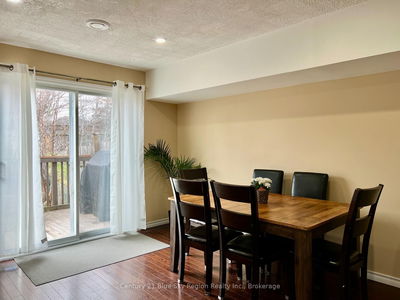 23 Blair St, North Bay - Ferris image-0-2