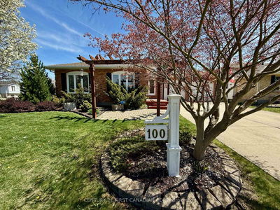 100 Hastings Cres, Sarnia - Sarnia image-0-4