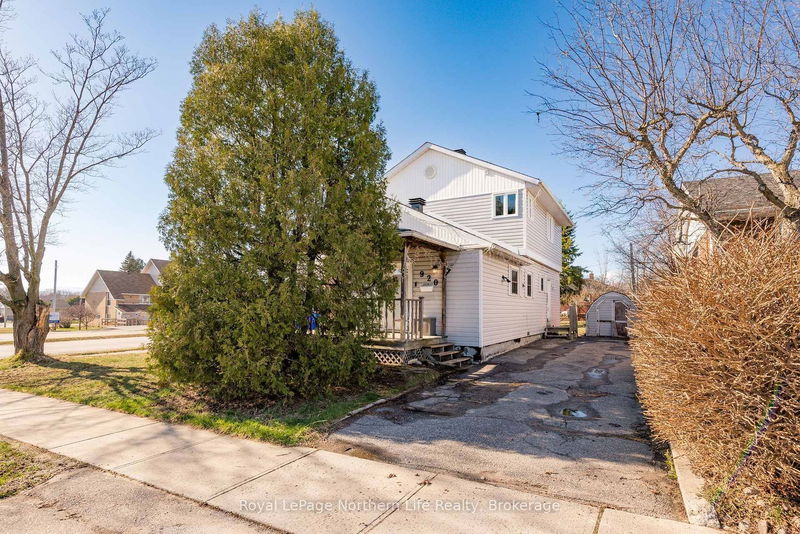 920 Lawson St, North Bay - West End image-0-0