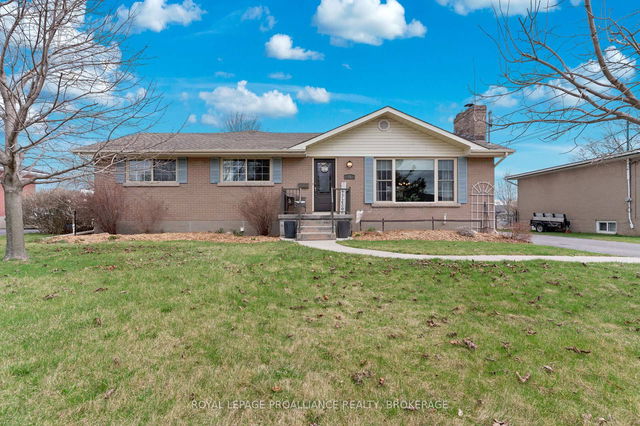 31 Sherwood Avenue