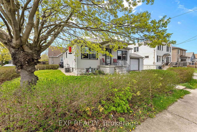 311 Scholfield Avenue