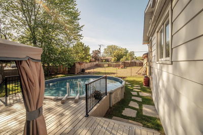 10 Westfield Dr, Loyalist - Amherstview image-0-4