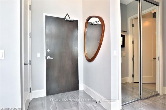 LPH11 - 112 KING Street