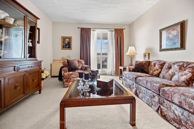 Unit 300 — 213 LEONARD St, North Bay - College Heights image-0-3