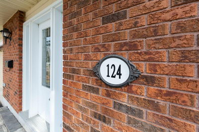 124 Francis Ave, North Bay - Airport image-0-4