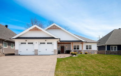 8 Chateau Rdge, North Bay - Airport