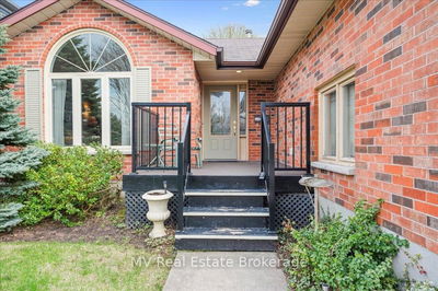 524 Walker St, Centre Wellington - Fergus image-0-4
