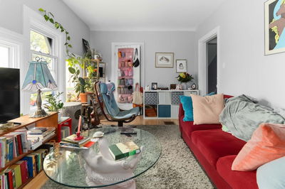 12 Duke St, Brantford -  image-0-3