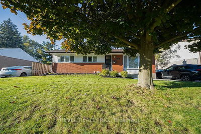 11 Hillcrest Ave, Brantford - 
