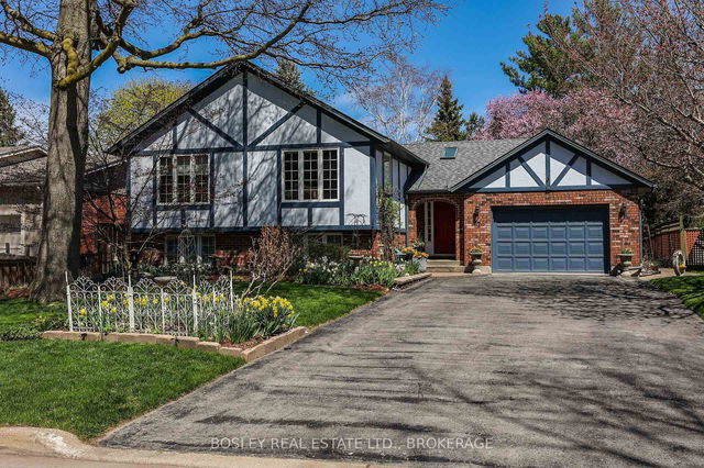 17 Oak Drive