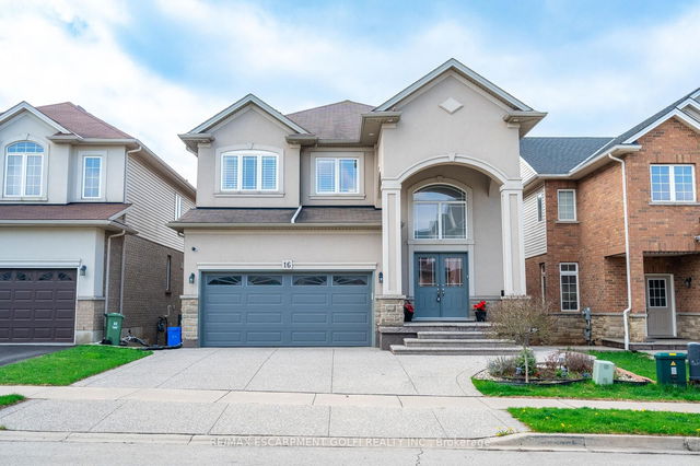 16 Edgehill Drive