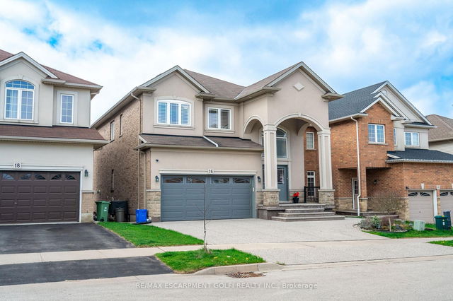 16 Edgehill Drive